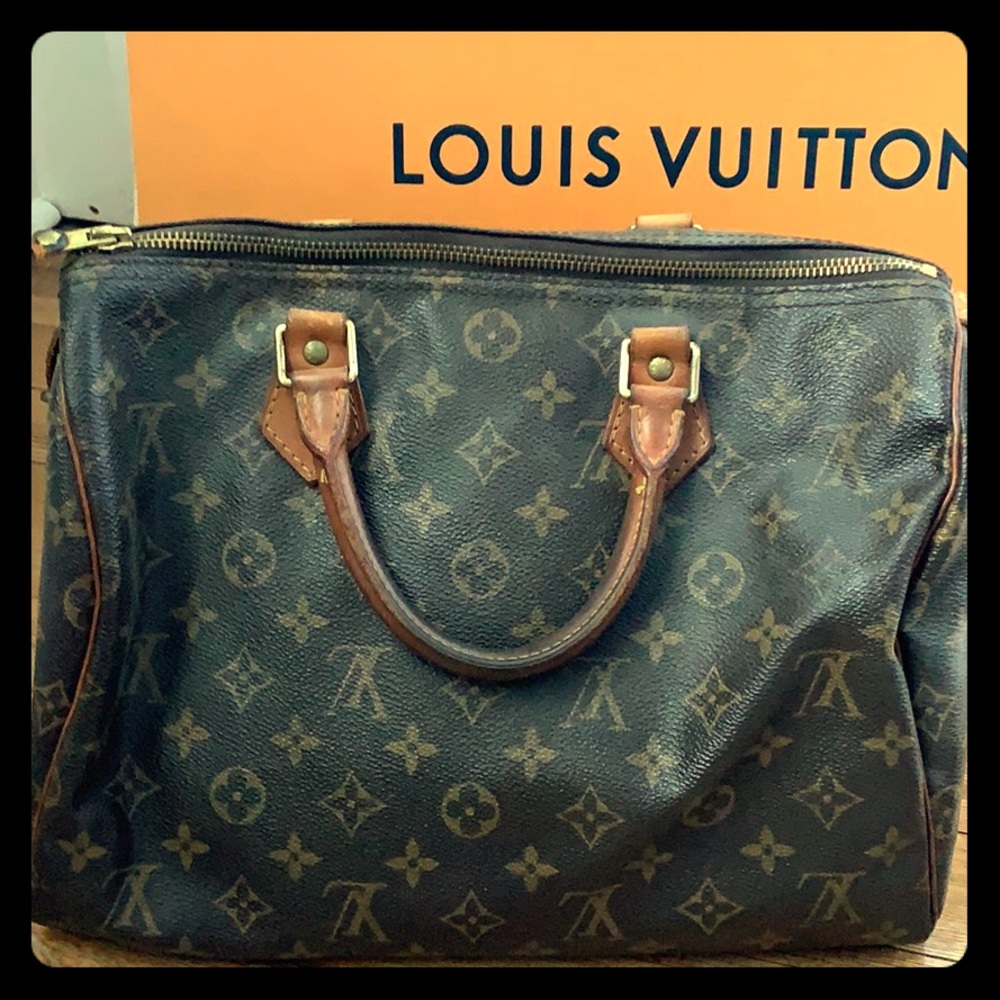 Louis Vuitton Speedy